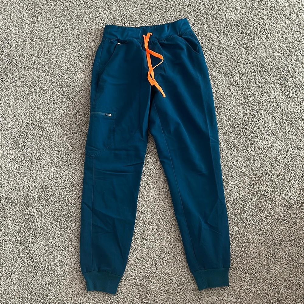 Figs Zamora Jogger Scrub Pants